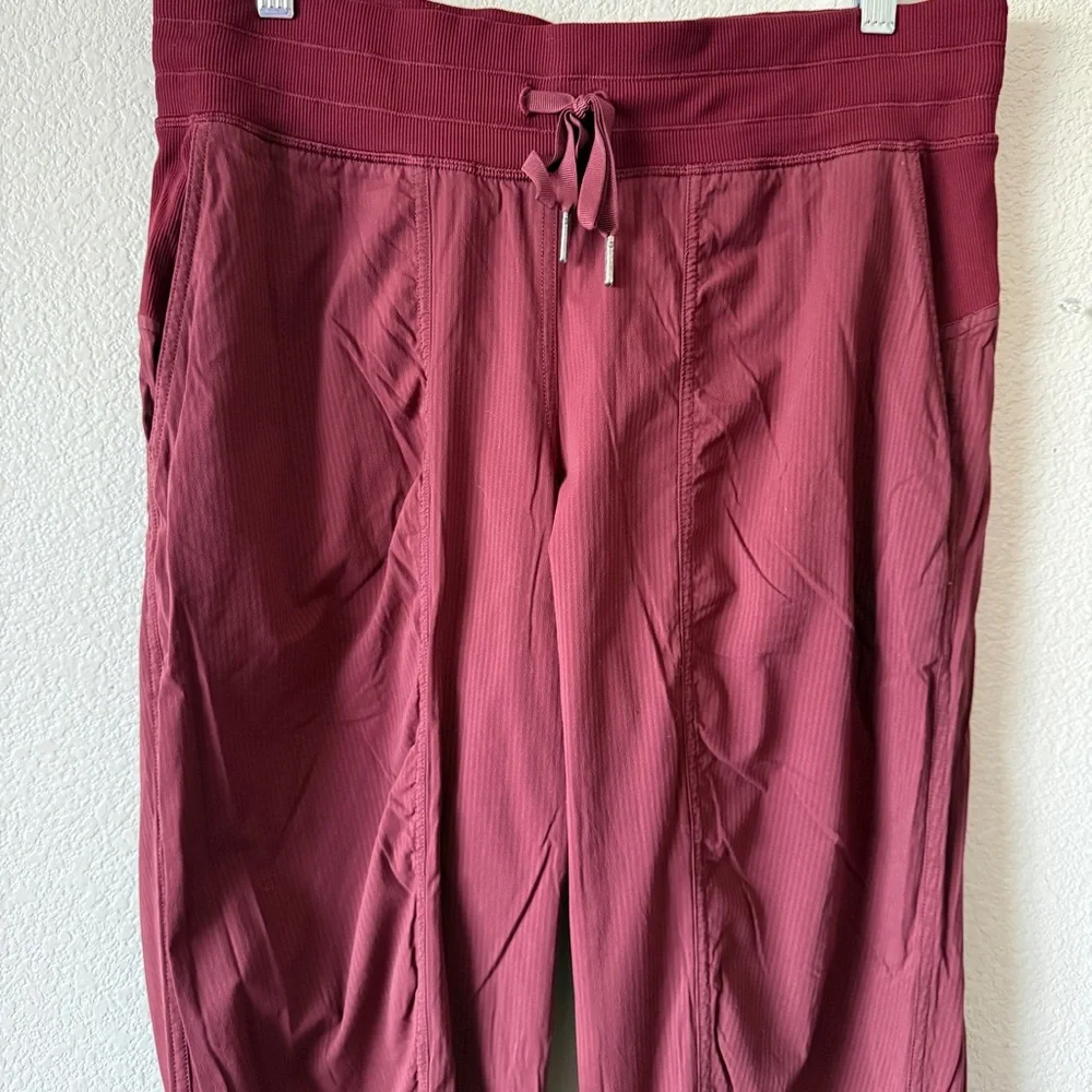 Lululemon Dance Studio Mid-Rise‎ Joggers Sz 10